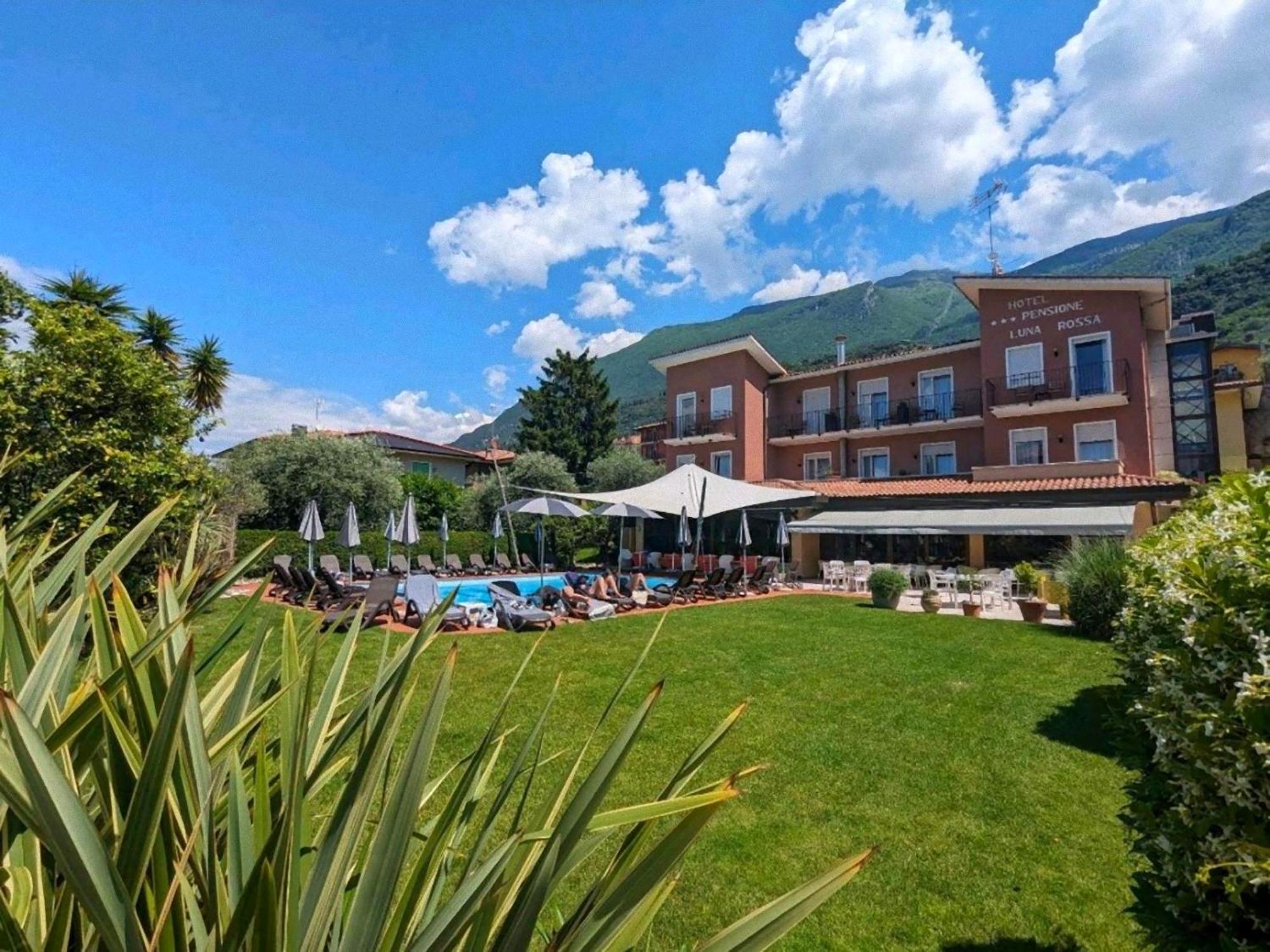 Hotel Luna Rossa (Adults Only) Malcesine Exterior photo