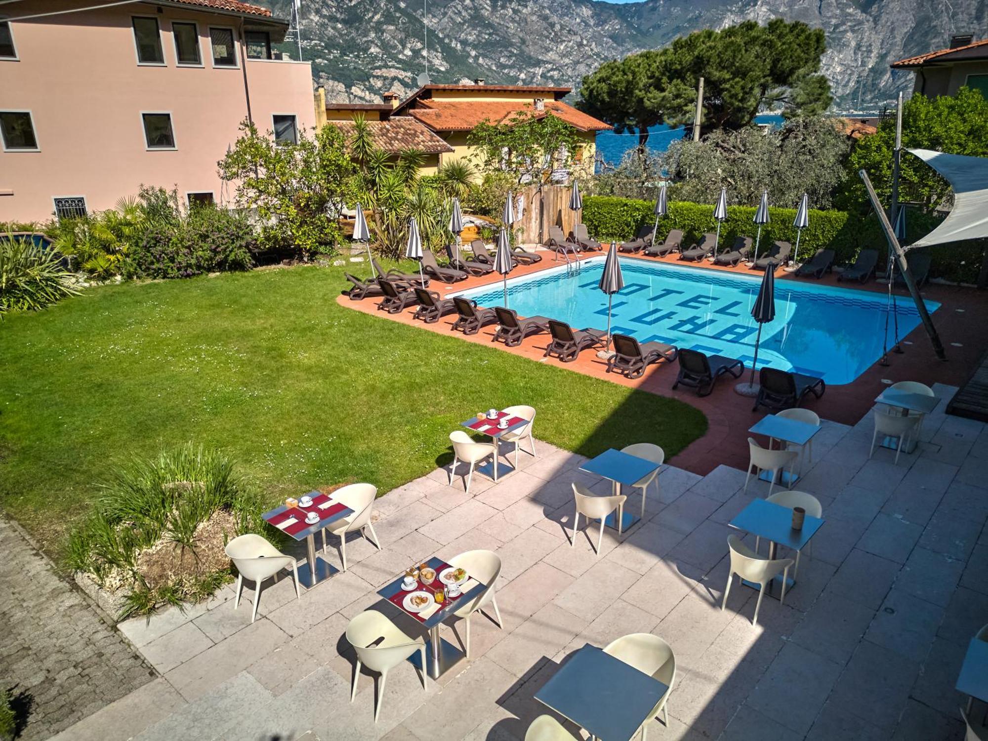 Hotel Luna Rossa (Adults Only) Malcesine Exterior photo