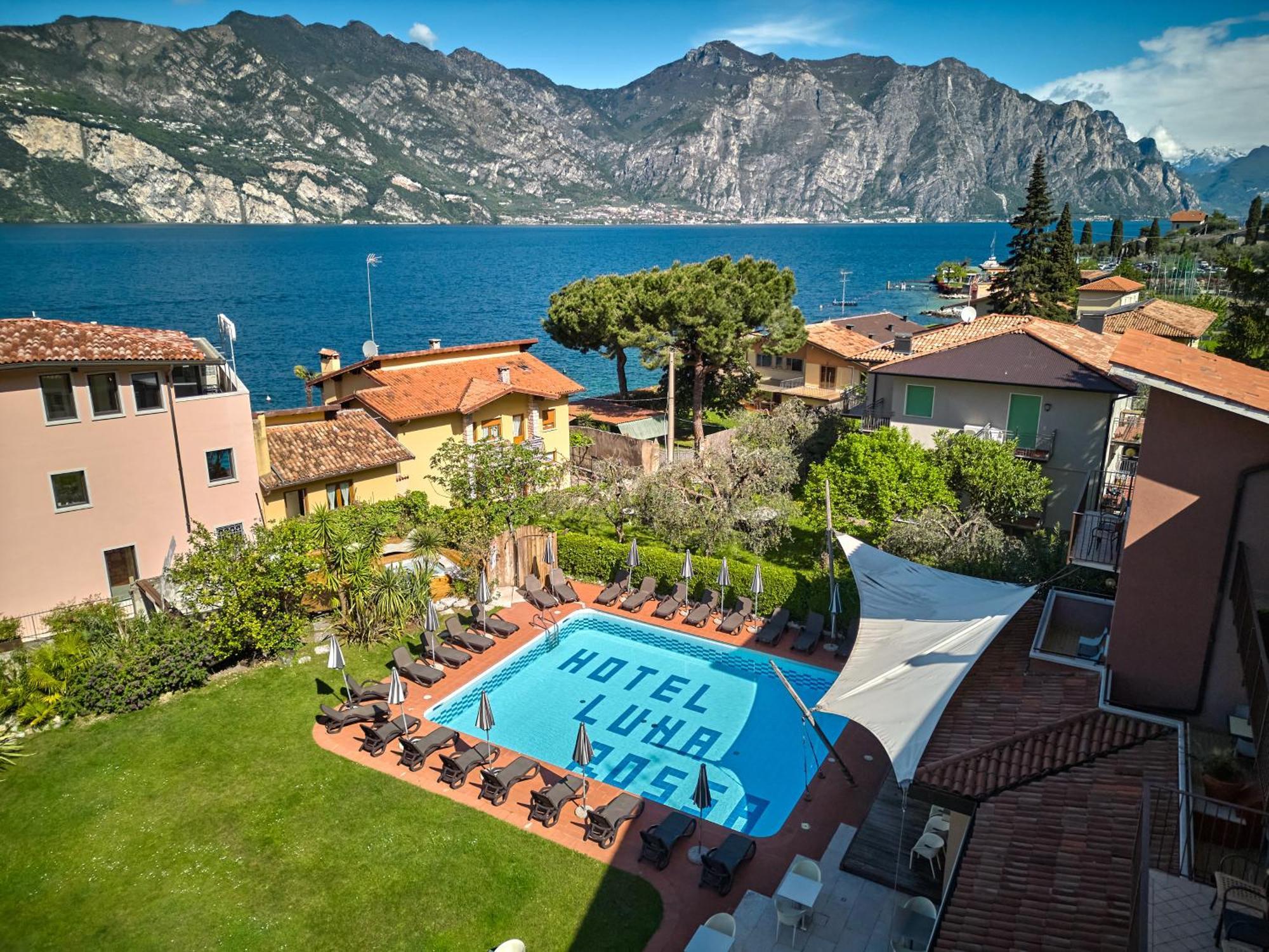 Hotel Luna Rossa (Adults Only) Malcesine Exterior photo