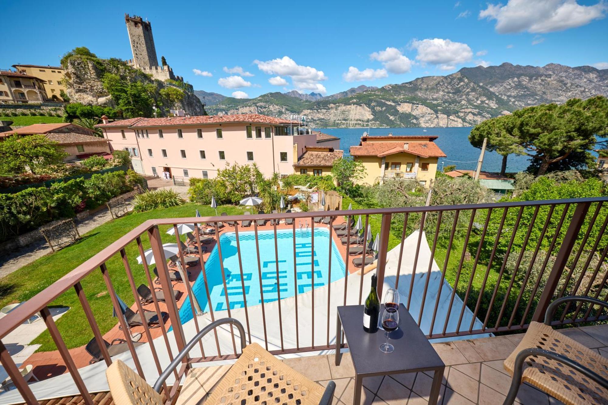 Hotel Luna Rossa (Adults Only) Malcesine Exterior photo